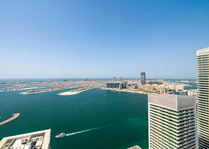 Luxury 3Br Penthouse Retreat - Private Beach & Palm Views